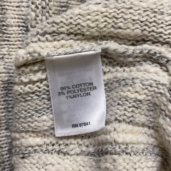 J. Jill Marled Cream & Gray Fringes Sweater - Picture 6 of 6